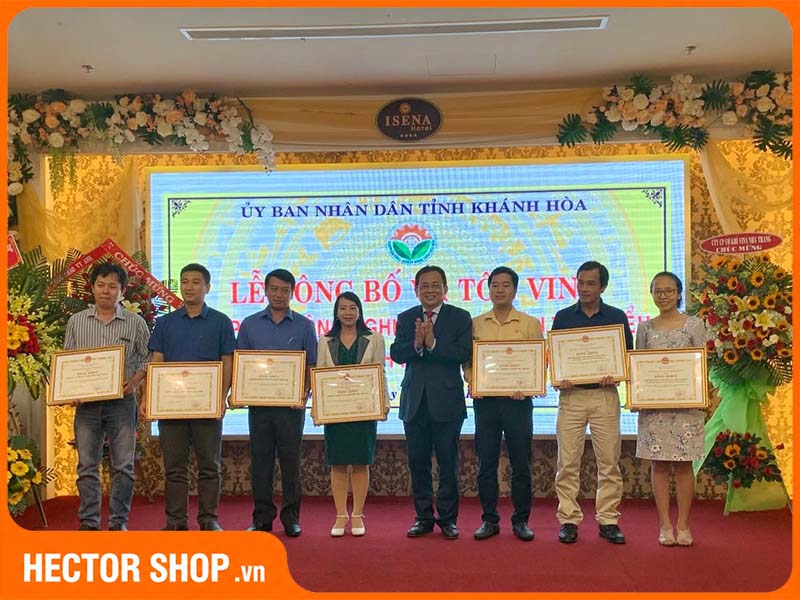 Hoàng Hoa Thôn đã đạt nhiều thành tựu trong ngành thuốc Nam gia truyền